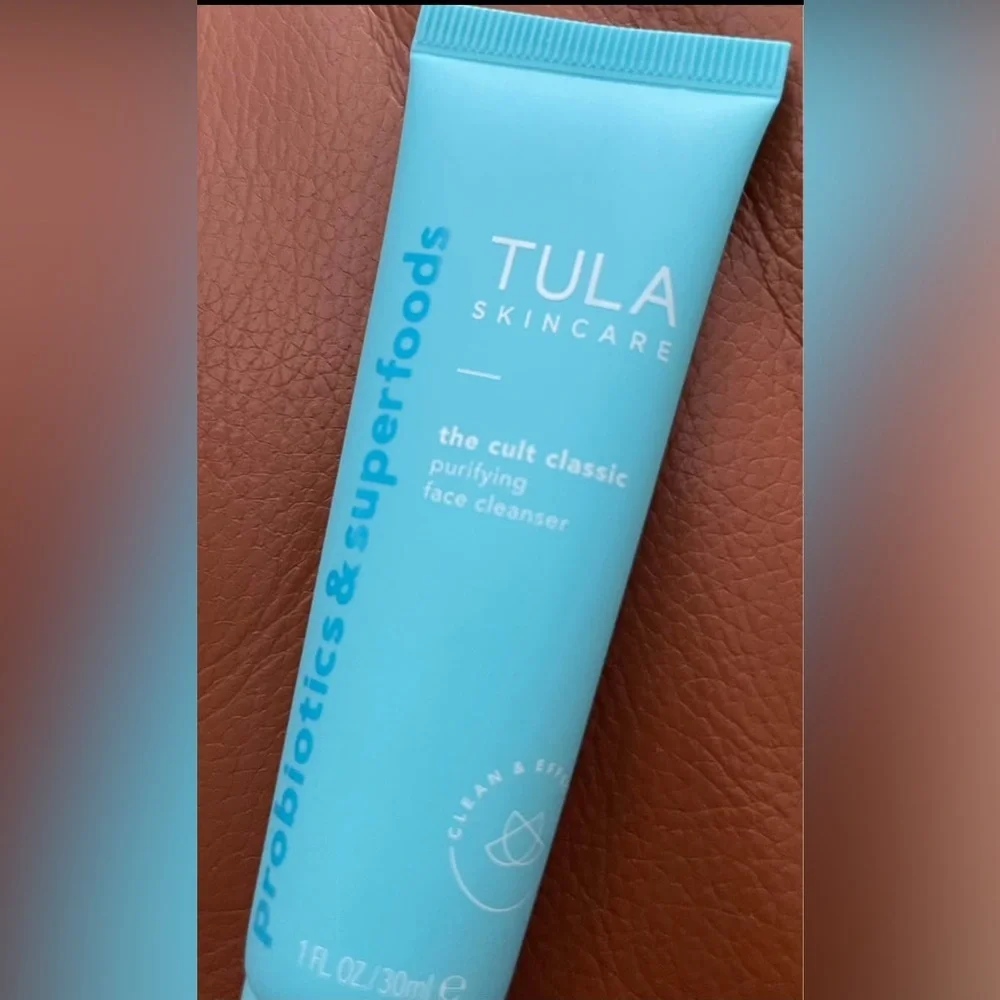 🩵NEW TULA Travel Trio (1 Purifying Face Cleaner & 2 Exfoliating Treatment Mask)